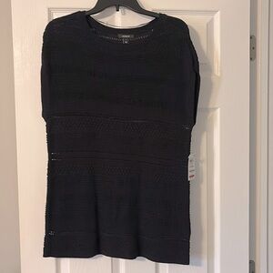 Black short sleeve sweater